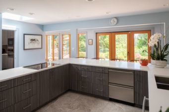 RUSSELL HOLLINGSWORTH - 340 Southborough Drive, West Vancouver